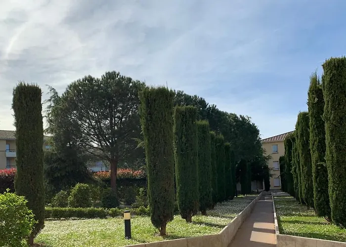 Lejlighed Grand Noble - *